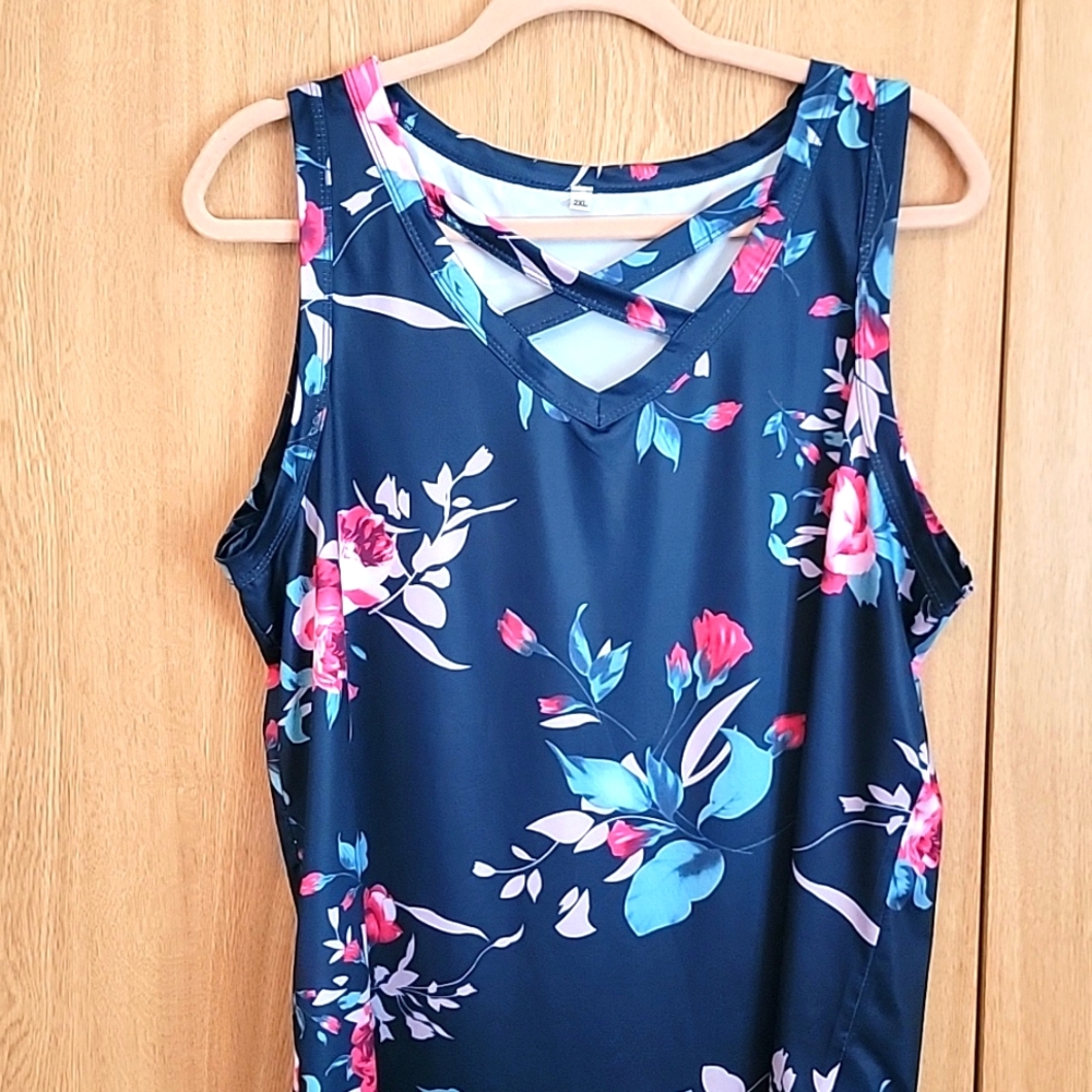 Woman's Tank Top 2XL